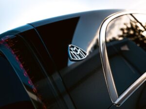 Maybach car logo