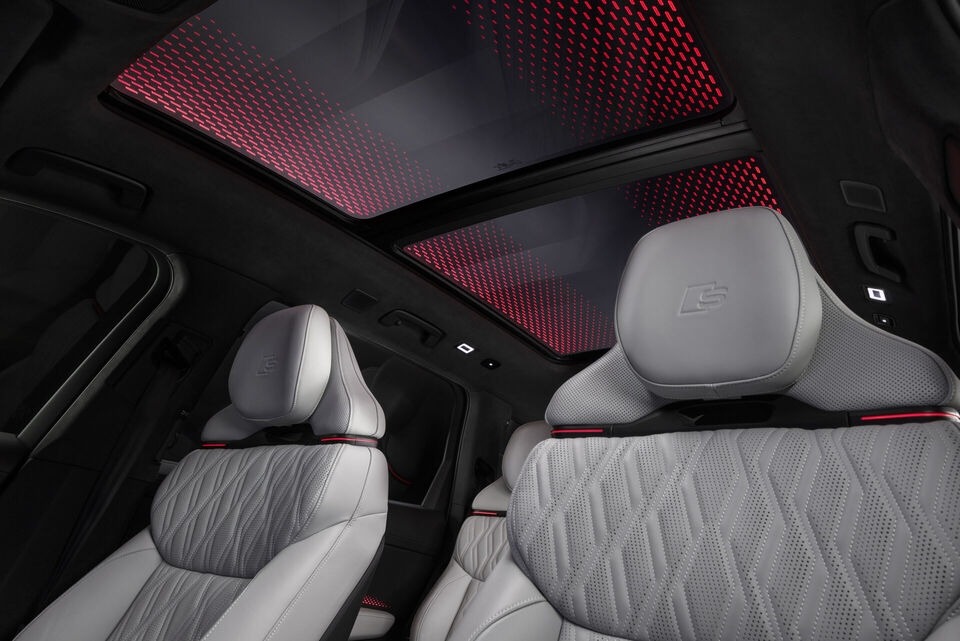 Audi Q9 Interior Back seats quality