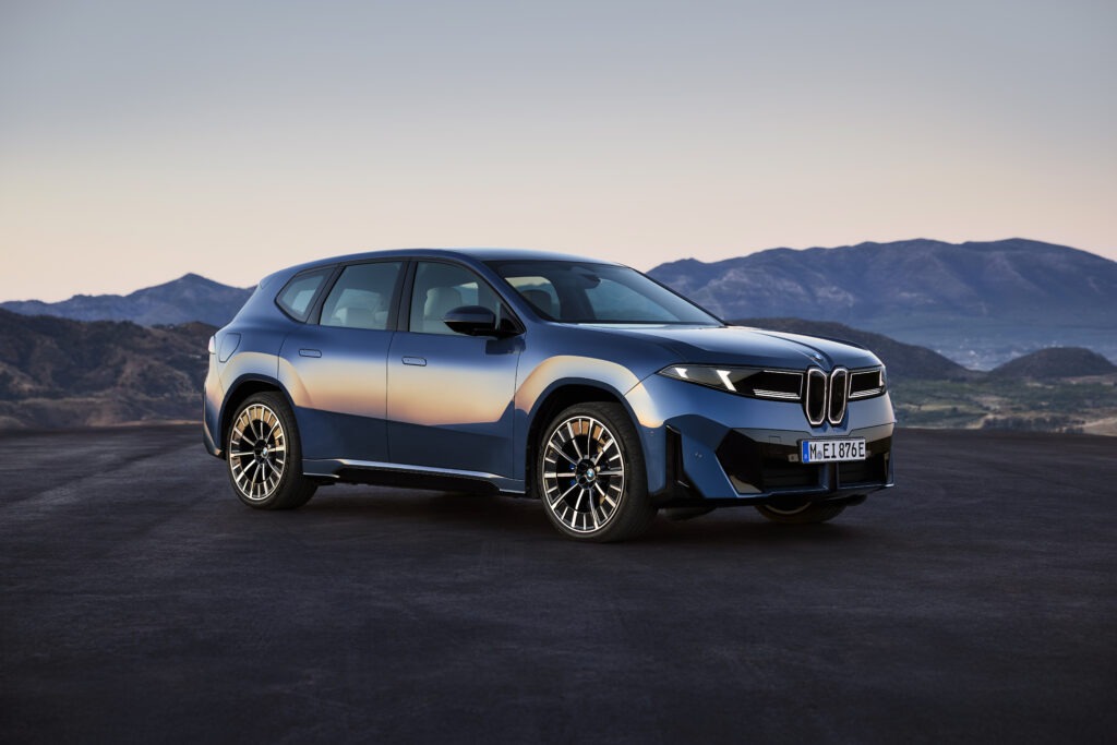 BMW iX3 long wheels