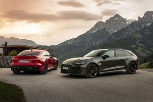 Audi RS5 Black and Red