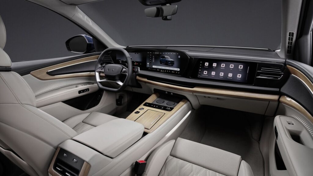 New Audi Q7 Interior